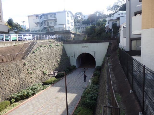 高島トンネル